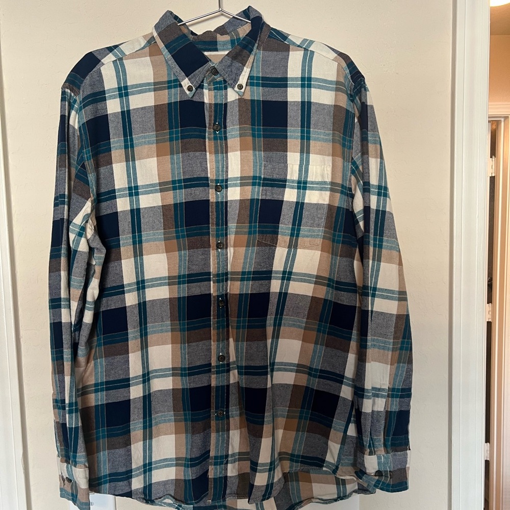 St. John’s Bay Men’s Flannel Button-Down Shirt - Large